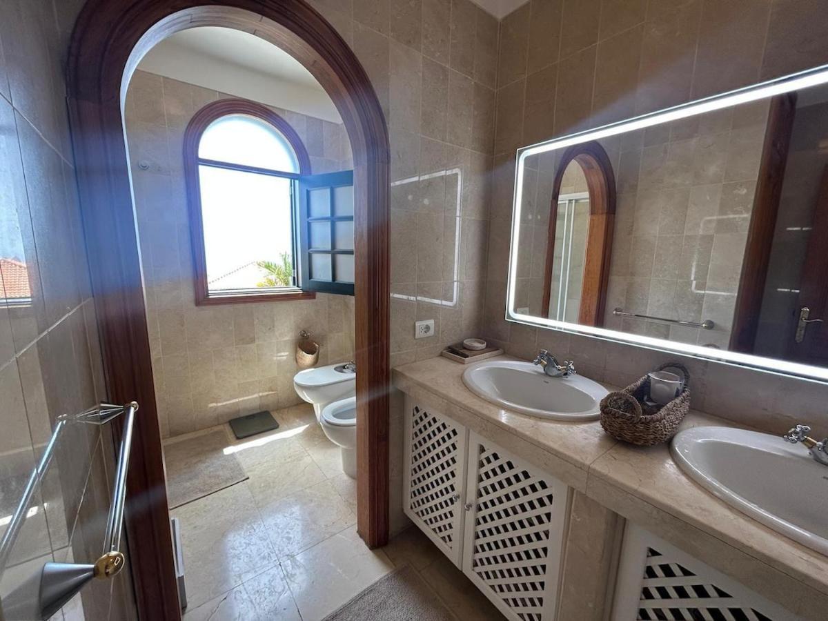 Villa Ibiza - Beautiful House With Private Pool Chayofa Luaran gambar