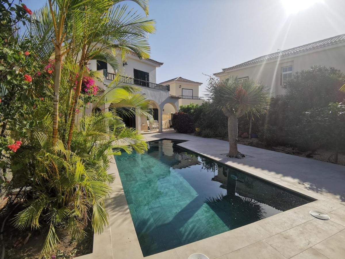 Villa Ibiza - Beautiful House With Private Pool Chayofa Luaran gambar
